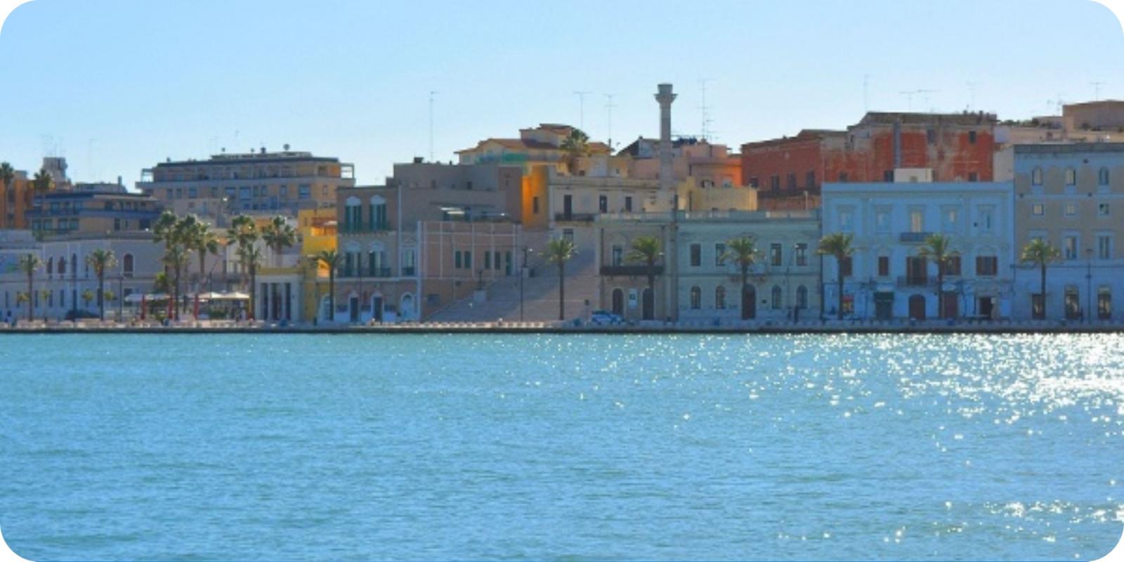 Maps and Places to See in Puglia